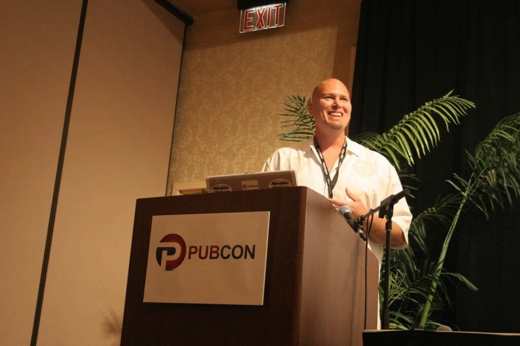 Brian McDowell speaking at Pubcon Hawaii 